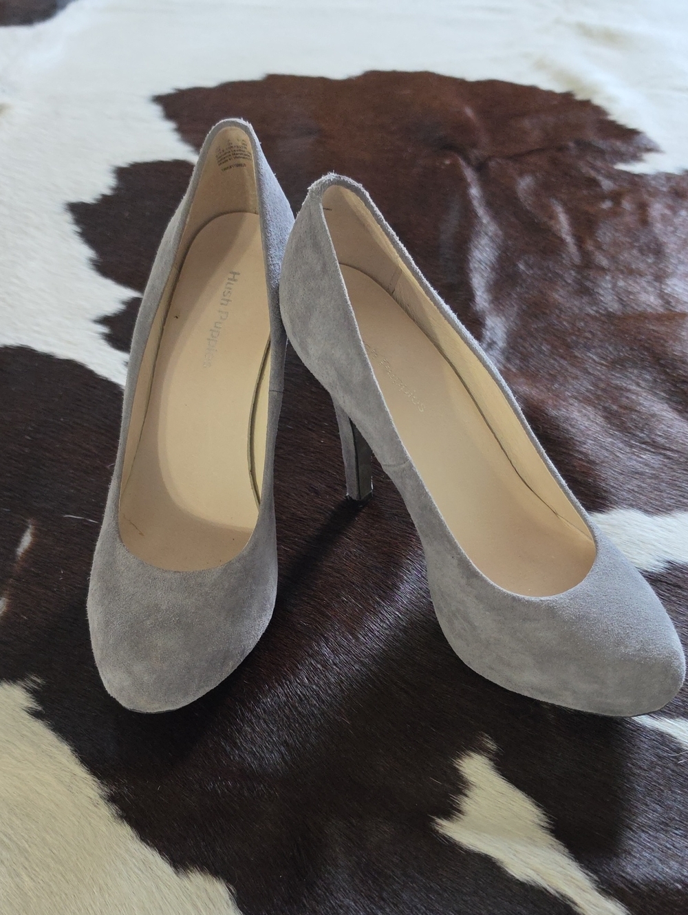 Hush Puppies Light Gray Suede Heeled Pumps